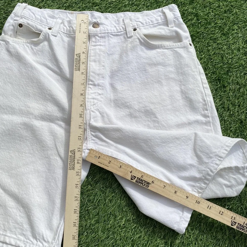 Vintage Levis 550 Shorts Mens 36 White Denim Relaxed Fit Made‎ USA 90s Jeans